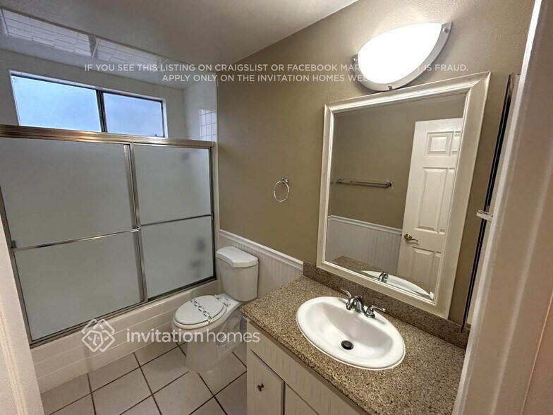 Building Photo - 4091 Crestview Dr