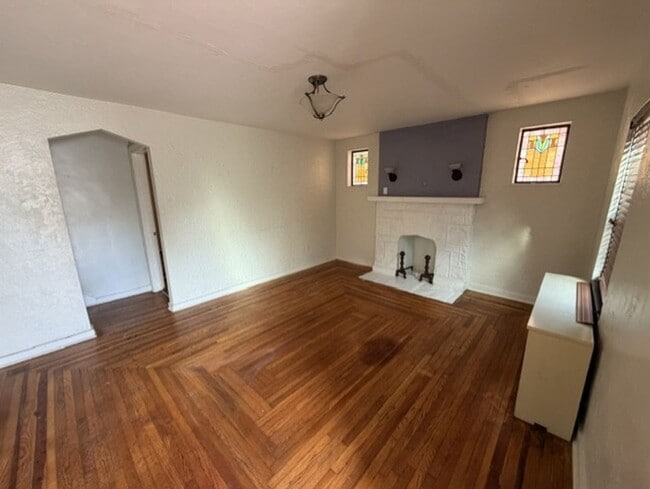 Building Photo - Beautiful Home for Rent