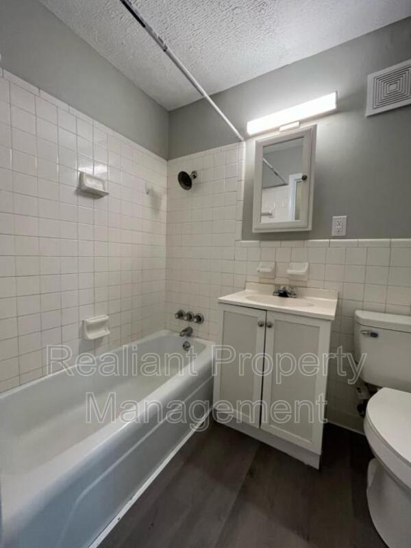 Building Photo - 2133 Will Fant Dr