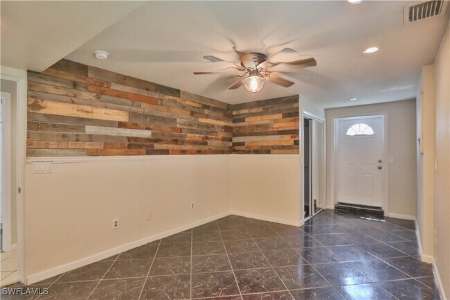 Building Photo - 18218 Poplar Rd