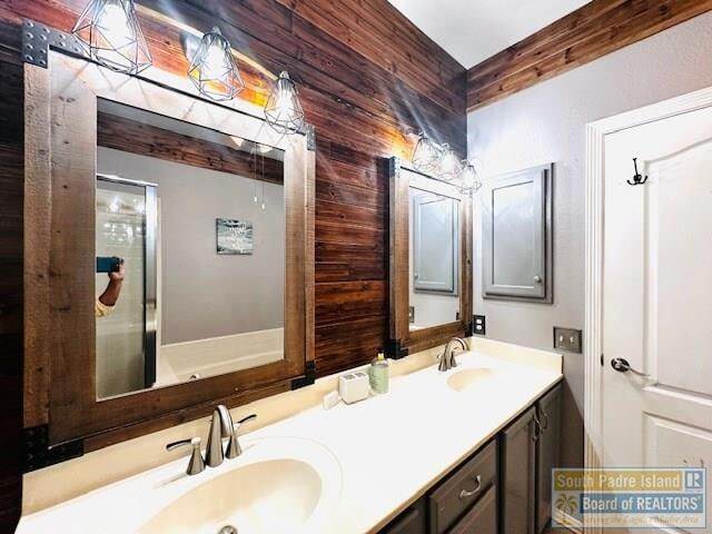 Building Photo - 1 Torrey Pines Dr