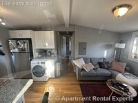 Building Photo - 287 Beacon St