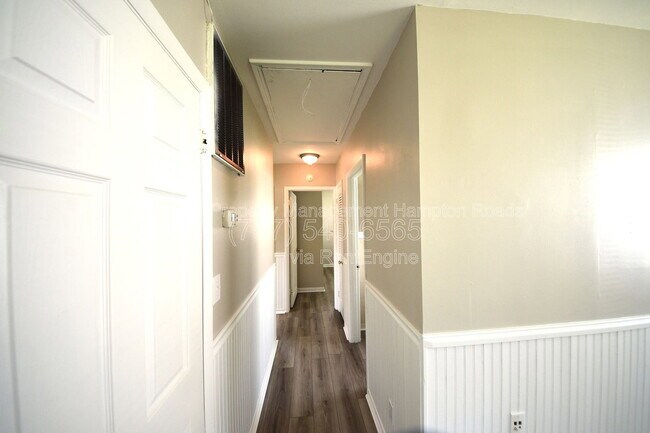 Building Photo - 213 Bassett Ave