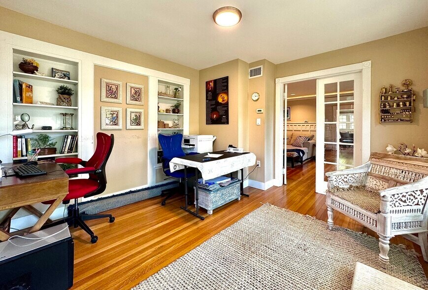 Building Photo - 27 Gammons Rd