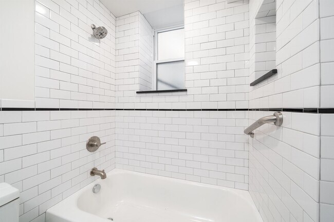 Building Photo - 50 Reservoir Ave