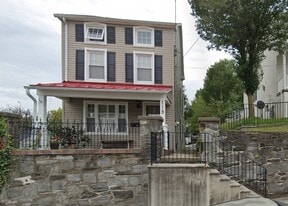 Building Photo - 119 Cedar Ave