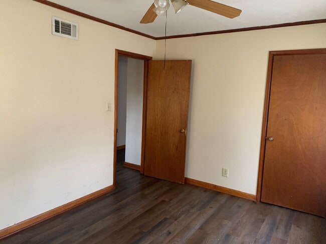Building Photo - Charming 2 Bed Apartment with Spacious Layout in Jonesboro, AR!