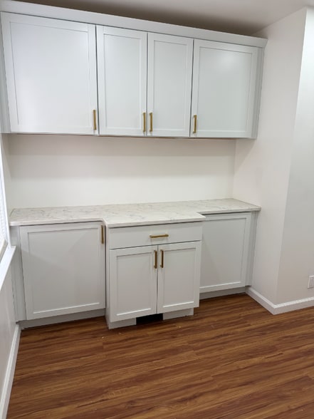 Building Photo - 17179 Ontario St