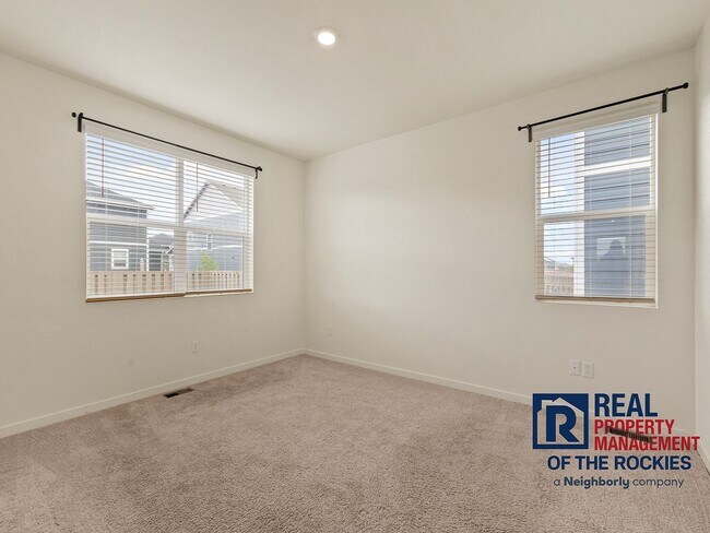 Building Photo - Fantastic 4-Bed, 2-Bath Ranch Style Home i...