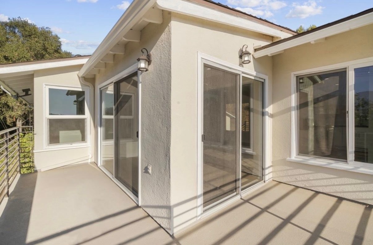 Building Photo - 1881 Verdugo Loma Dr