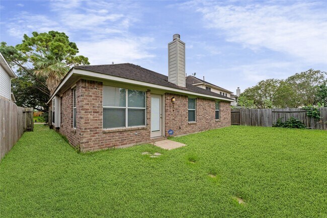 Building Photo - 13733 Stark Bridge Ln