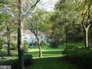 Building Photo - 3350 Martha Custis Dr