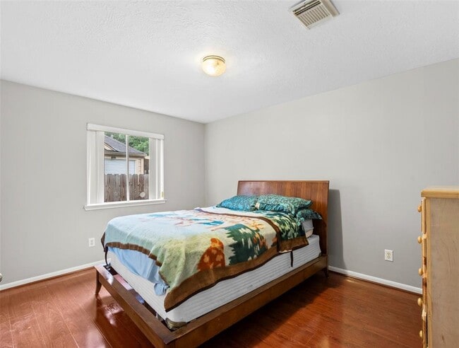 Building Photo - 2106 Ruffian Ln