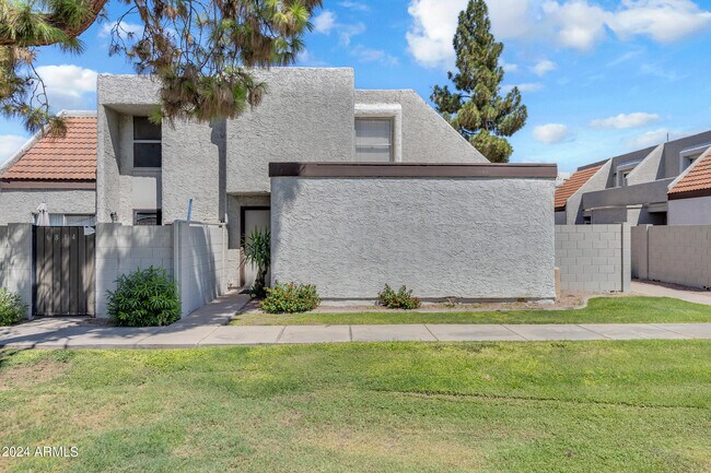 Building Photo - 6816 S Snyder Ln