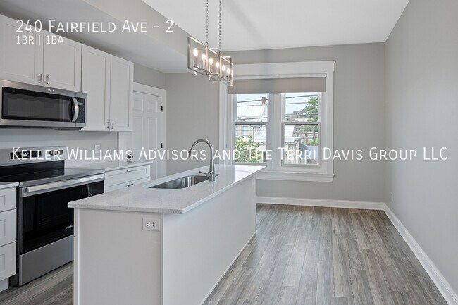 Building Photo - 240 Fairfield Ave