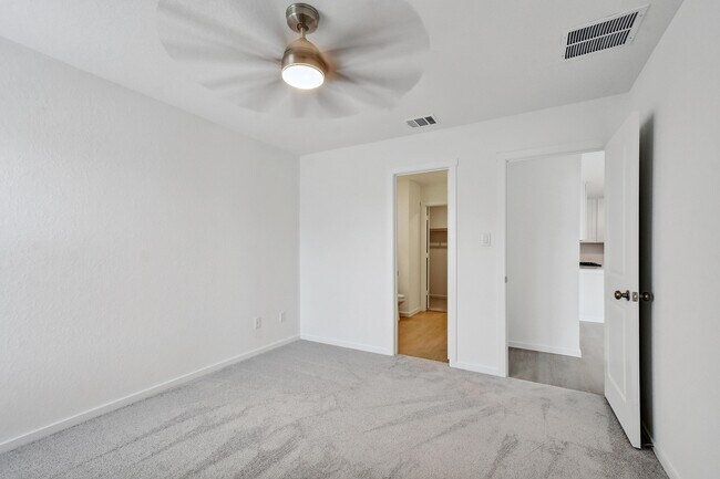 Building Photo - 3641 Wentz Hill Dr