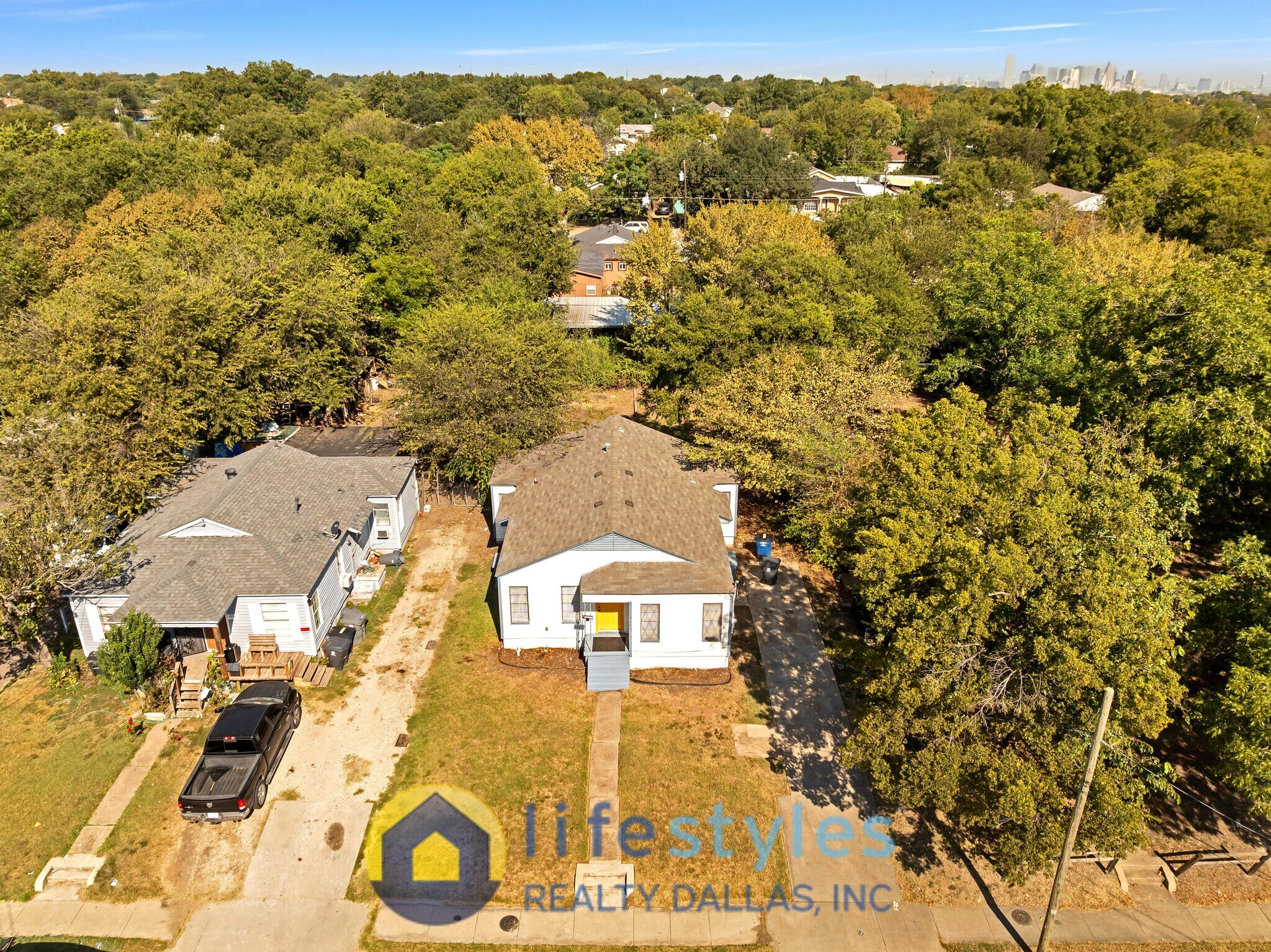 Building Photo - 2245 E Overton Rd