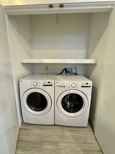 Building Photo - 69 Turner St