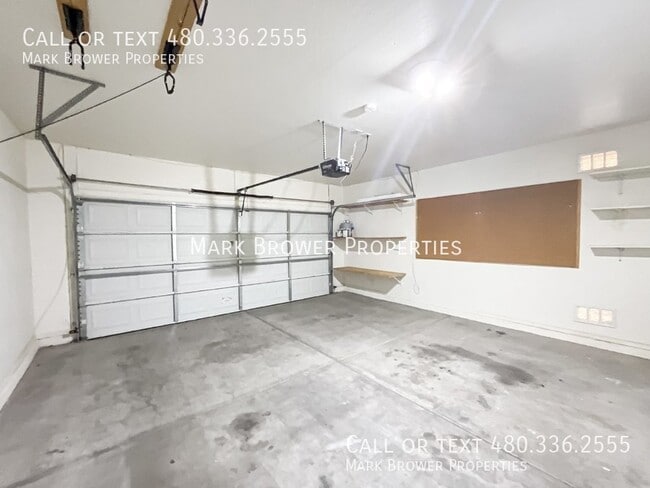 Building Photo - 1204 E Blackfoot Daisy Dr