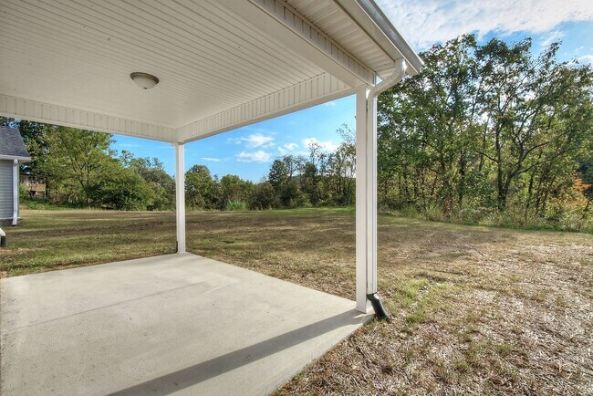 Building Photo - Newer construction single family home for lease!