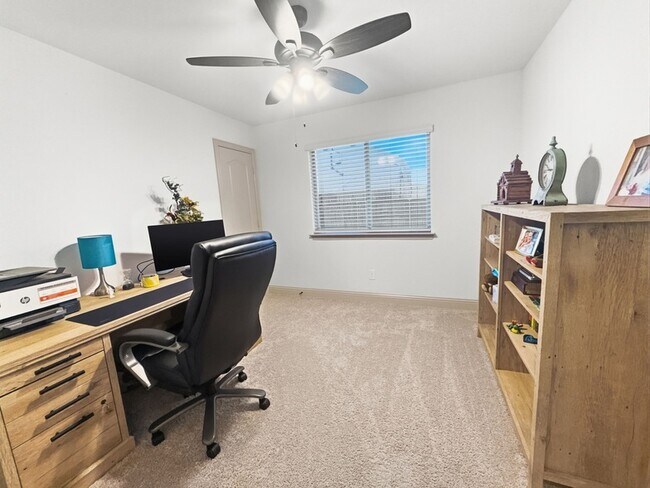 Building Photo - 1248 Starlight Ave