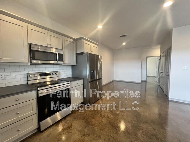 Building Photo - 16374 County Rd 4100