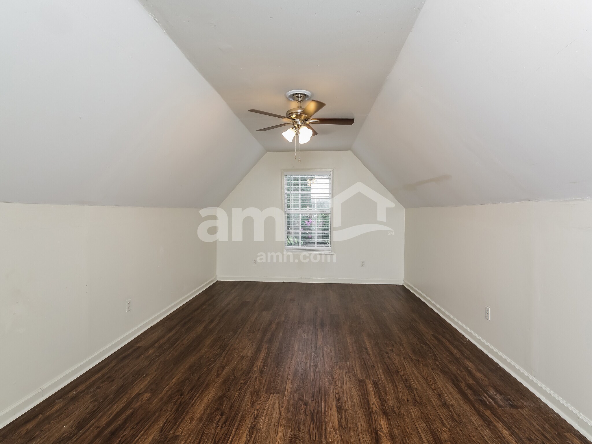 Building Photo - 660 Timber Creek S