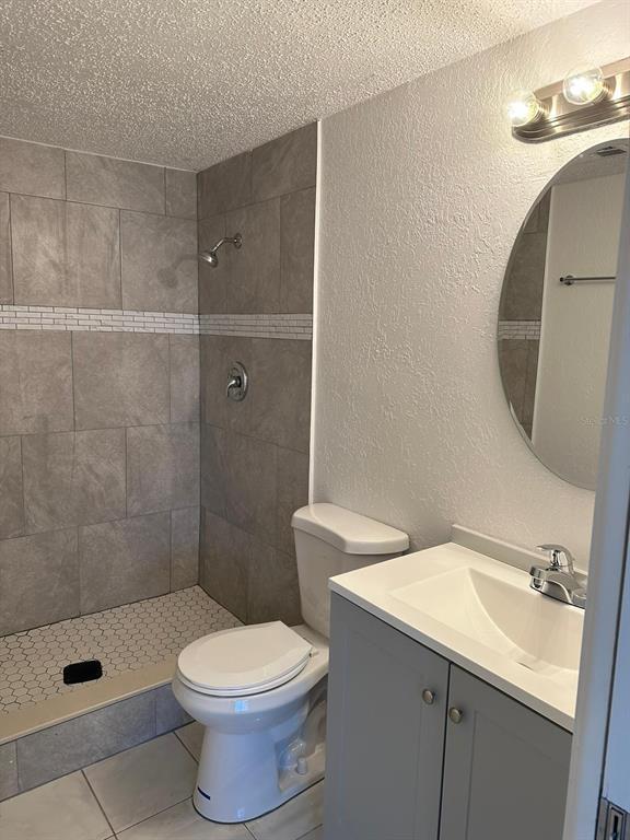 Building Photo - 4950 Fleetwood St