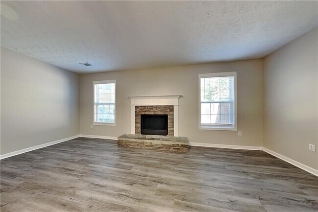 Building Photo - 3265 Watson Gate Rd SW