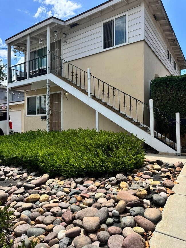 Building Photo - 6150-6152 Horton Drive