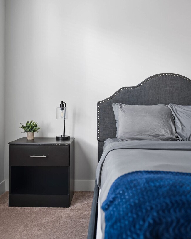 Building Photo - 235 S Delaware St