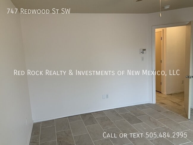 Building Photo - 747 Redwood St SW