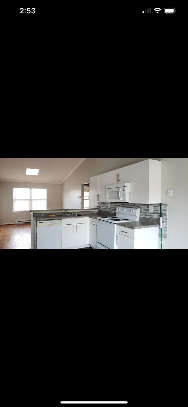 Building Photo - 89 Coleman St