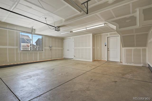 Building Photo - 5371 Pierson Ct