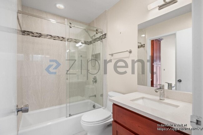 Building Photo - 2666 Kentworth Way