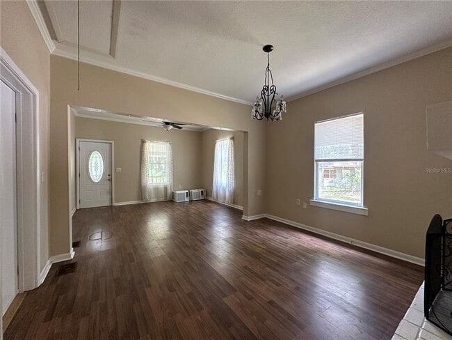 Building Photo - 262 Pryor St