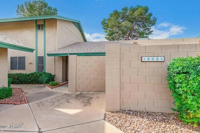 Building Photo - 18225 N 45th Ave