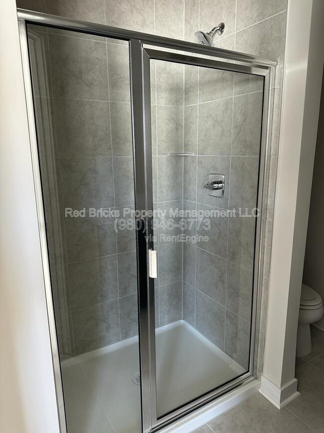 Building Photo - 1728 Aspire St