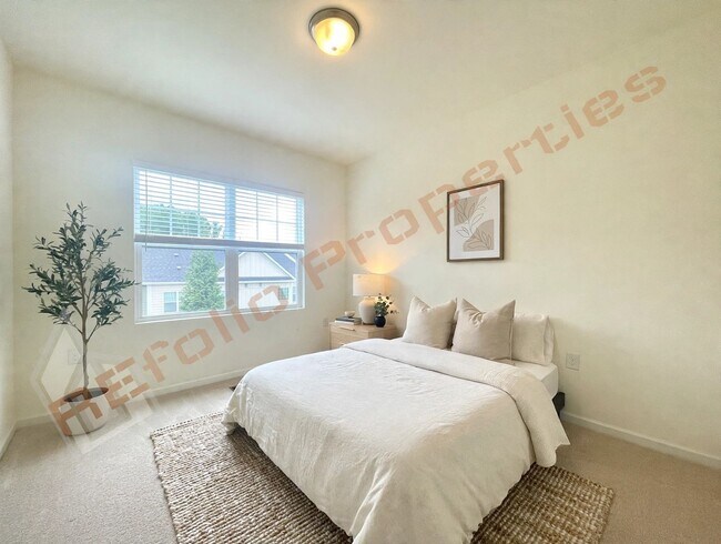 Building Photo - 606 Briarcliff St