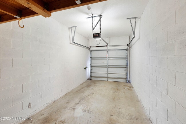 Building Photo - 12301 Kernan Forest Blvd