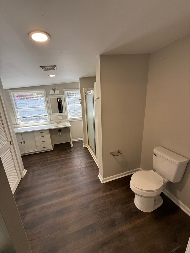 Building Photo - 809 Third Ave