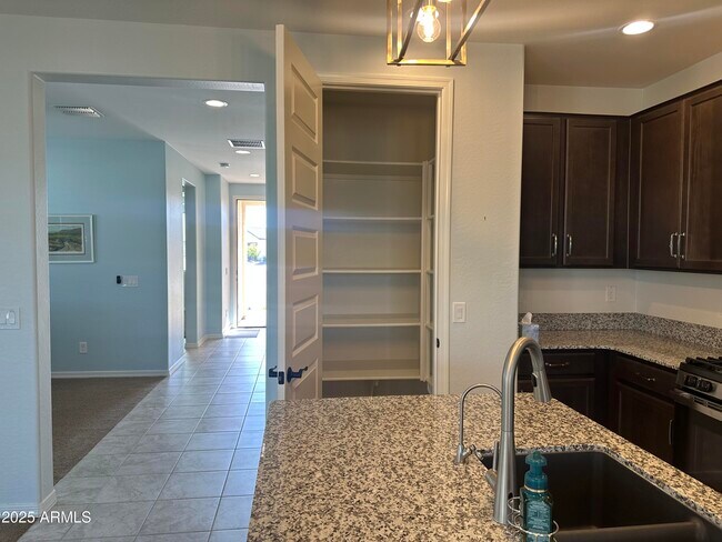 Building Photo - 18078 W Amber Ridge Way