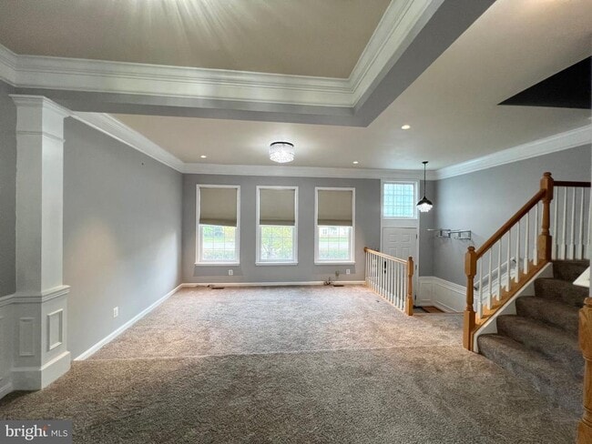 Building Photo - 22464 Maison Carree Square