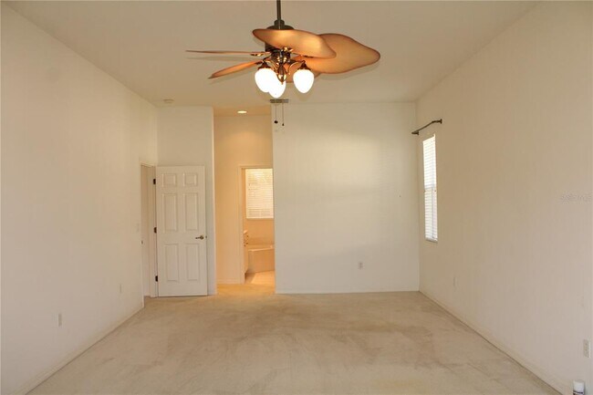 Building Photo - 11257 28th St Cir E