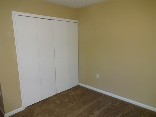 Building Photo - 160 Straw Pond Way