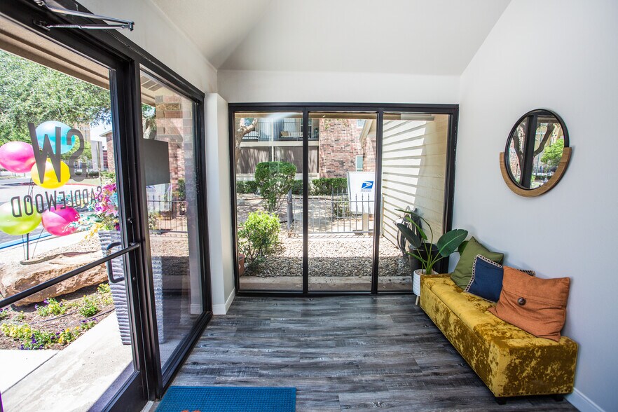 Saddlewood Apartments 7001 Utica Ave Lubbock TX 79424 Apartment Finder