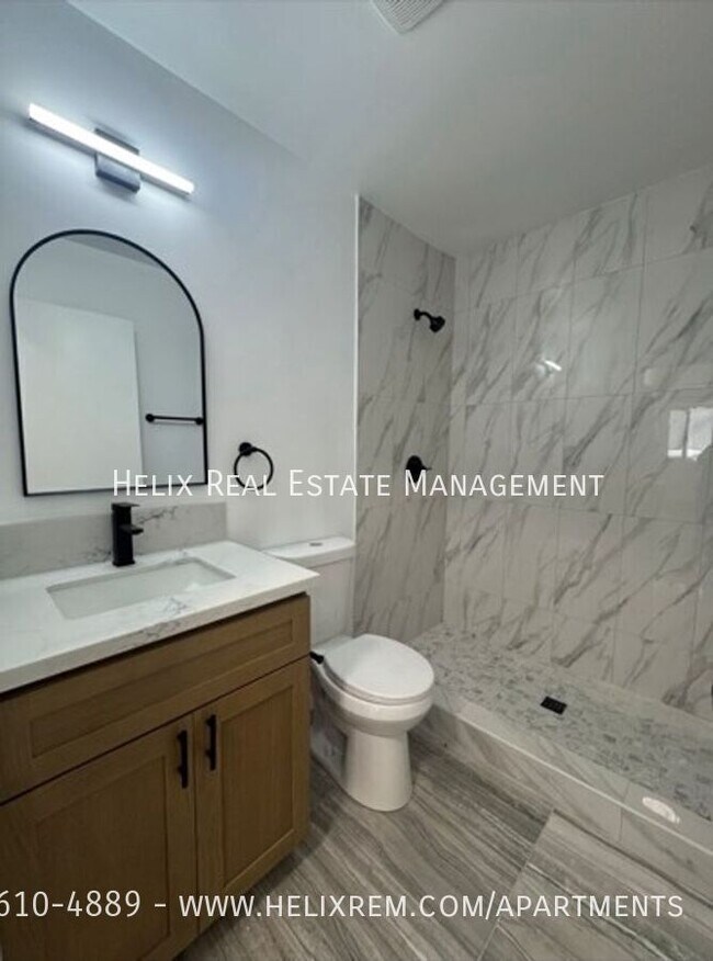 Building Photo - 521-523 E Live Oak Ave