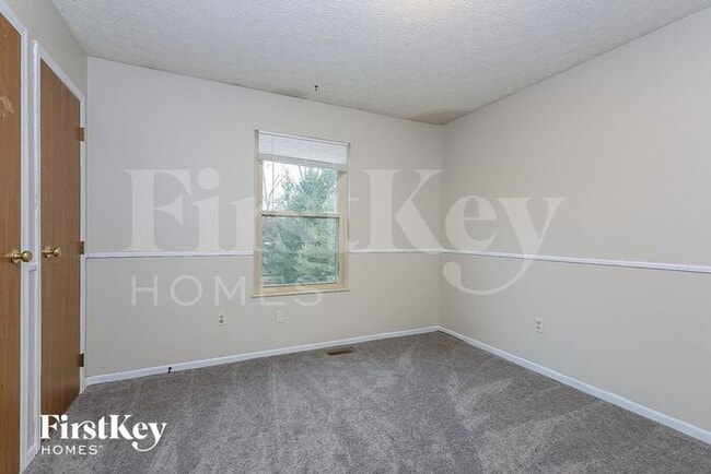 Building Photo - 579 Tall Oaks Drive
