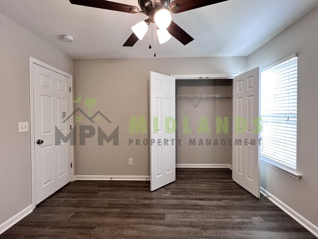 Building Photo - 112 Saluda Springs Ct