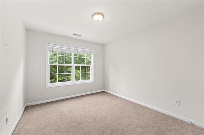 Building Photo - 1058 Treymont Ln SW